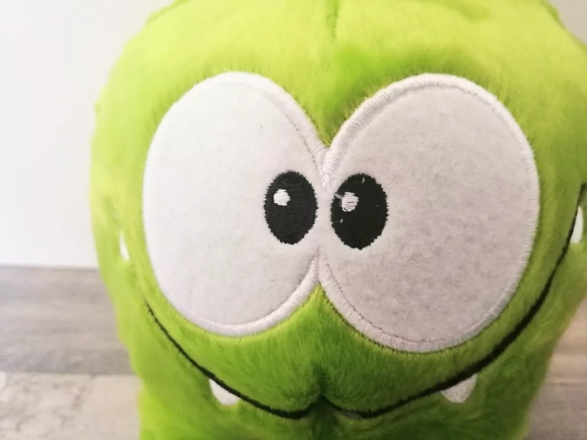 PELUCHE OM NOM 20 CM NUEVO - 3