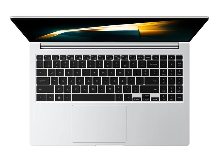 SAMSUNG GALAXY BOOK 4 - I5-1335U / 8 GB / 512 GB SSD SILVER - 3