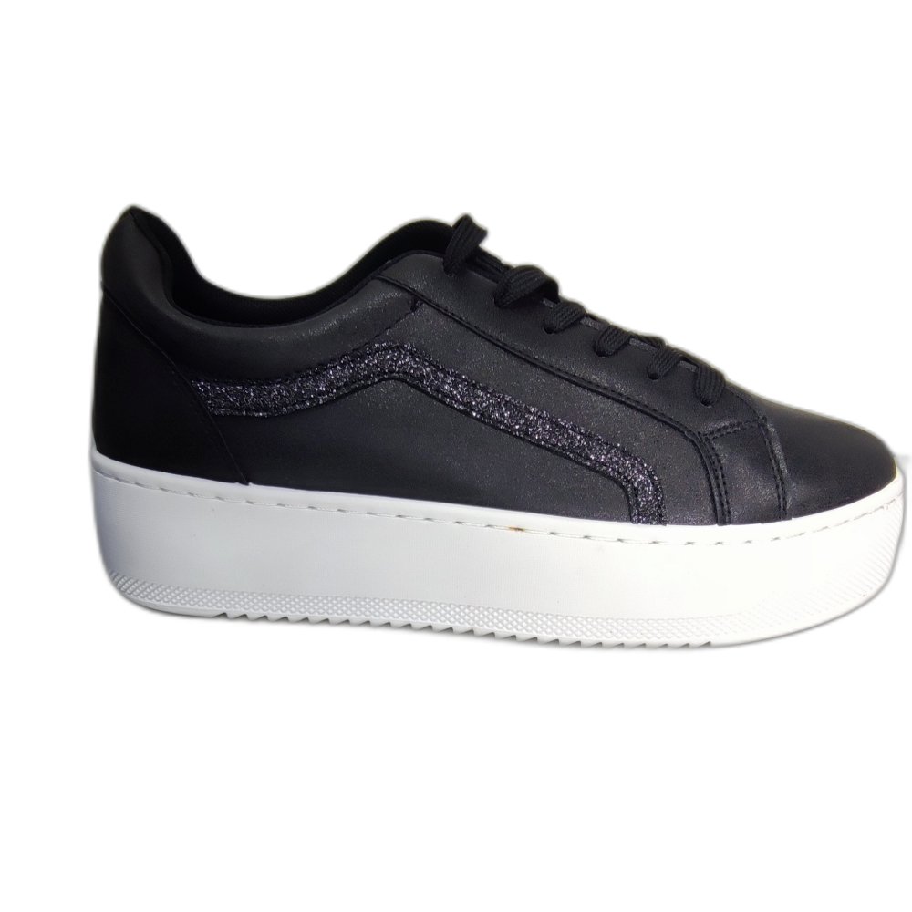 ZAPATILLA PLATAFORMA NEGRA SUELA BLANCA BRILLO - 2