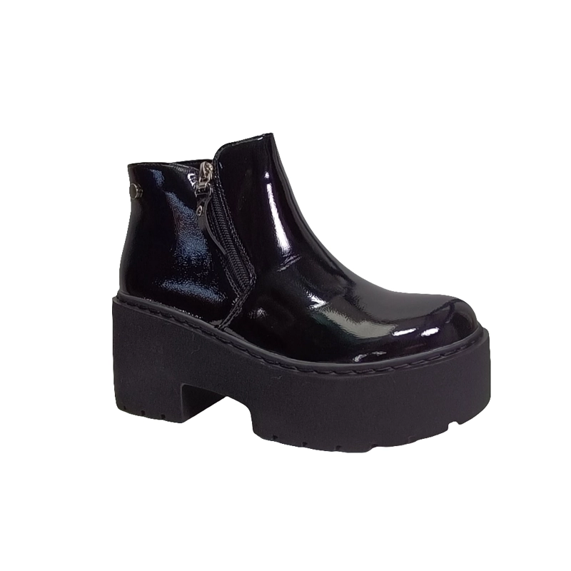 BOTIN DE CHAROL CON PLATAFORMA CUÑA Y CIERRES NEGRO - 2