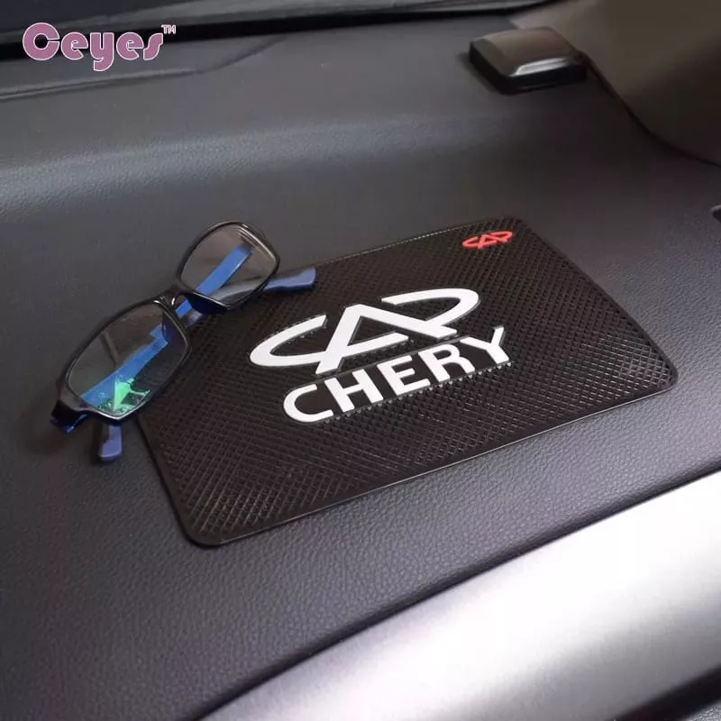 ALFOMBRILLA ANTIDESLIZANTE GOMA SOPORTE OBJETO CHERY - 2