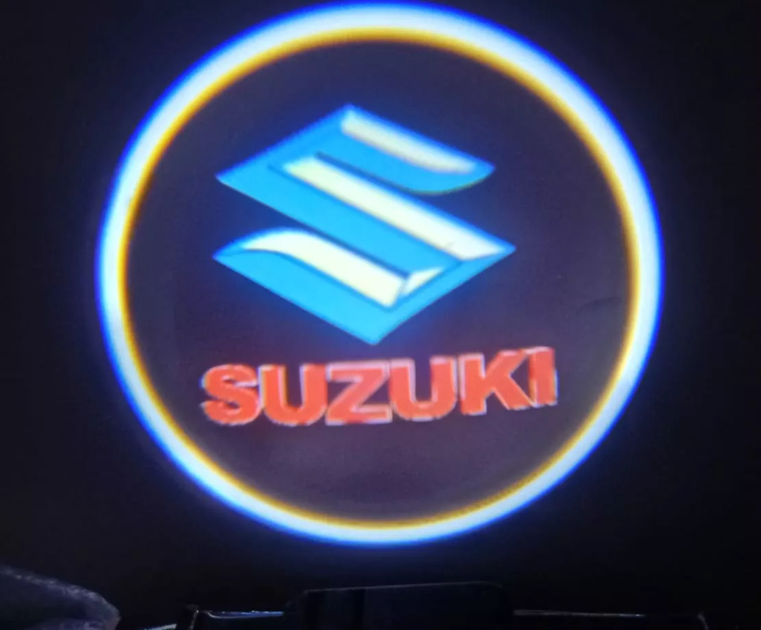 X2 LUCE LED CORTESÍA PUERTAS AUTO A BATERIA TRIPLE A SUZUKI - 1