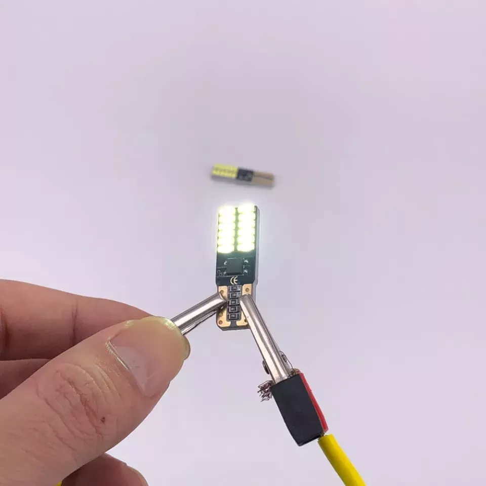 AMPOLLETA LED T10 W5W ANTIERROR CANBUS 24LED 12V BLANCO FRIO - 4