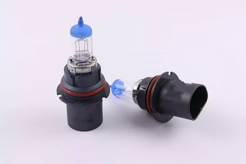 PAR AMPOLLETA HALÓGENA AUTOS 12V 65/45W 12V 9004/9007 - 1