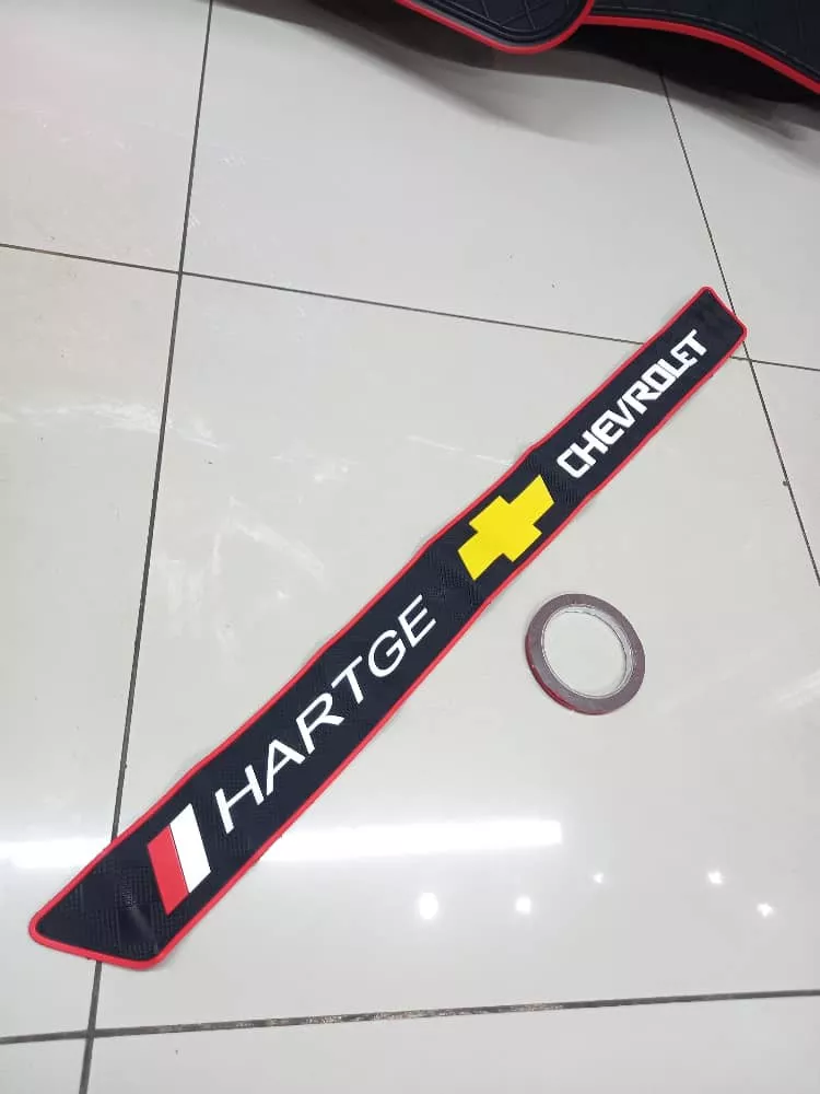 PROTECTOR PUERTA TRASERA PARA MALETERO AUTOMÓVIL CHEVROLET - 4