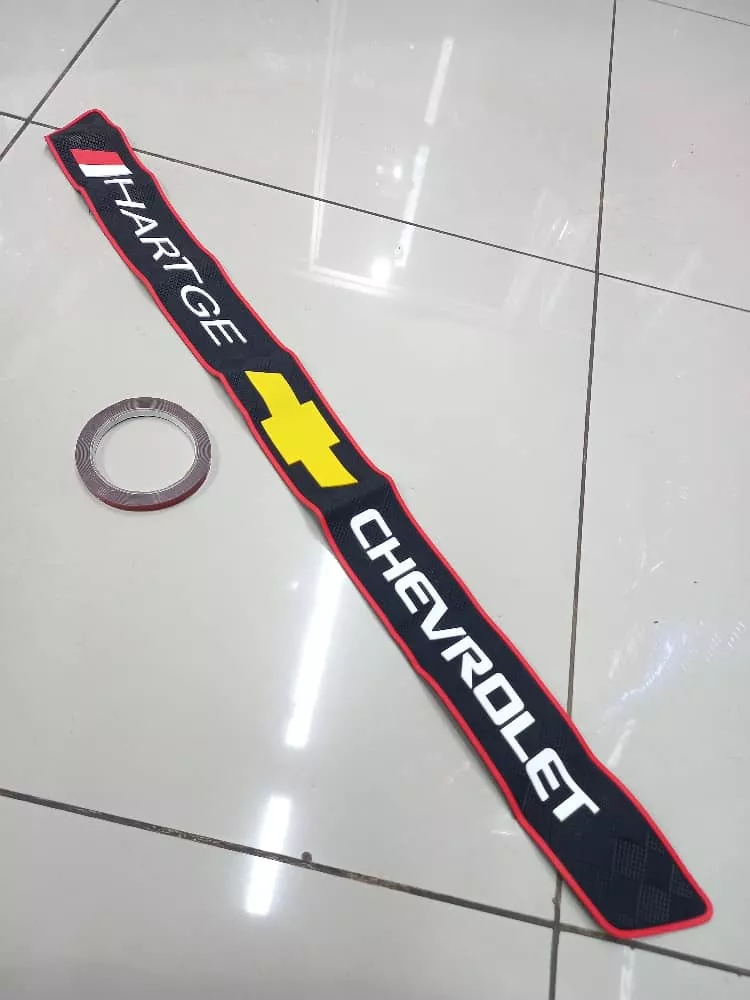 PROTECTOR PUERTA TRASERA PARA MALETERO AUTOMÓVIL CHEVROLET - 5