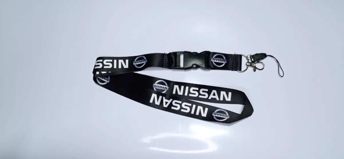 LLAVERO LANYARD COLGANTE PORTA LLAVES Y CREDENCIAL NISSAN - 1