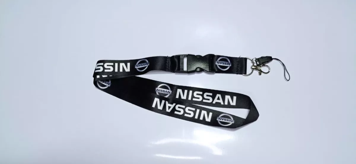 LLAVERO LANYARD COLGANTE PORTA LLAVES Y CREDENCIAL NISSAN - 2