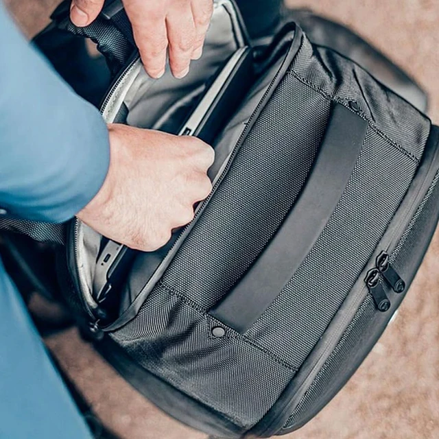 MOCHILA PRO GREY BLACK SEGWAY NINEBOT - 4