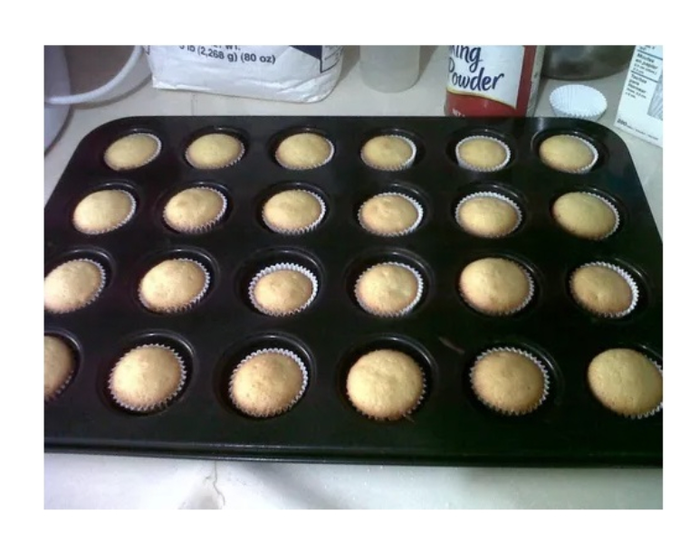 MOLDE PARA 24 CUPCAKES COLOR GRIS MOLDES PARA BROWNIE - 3