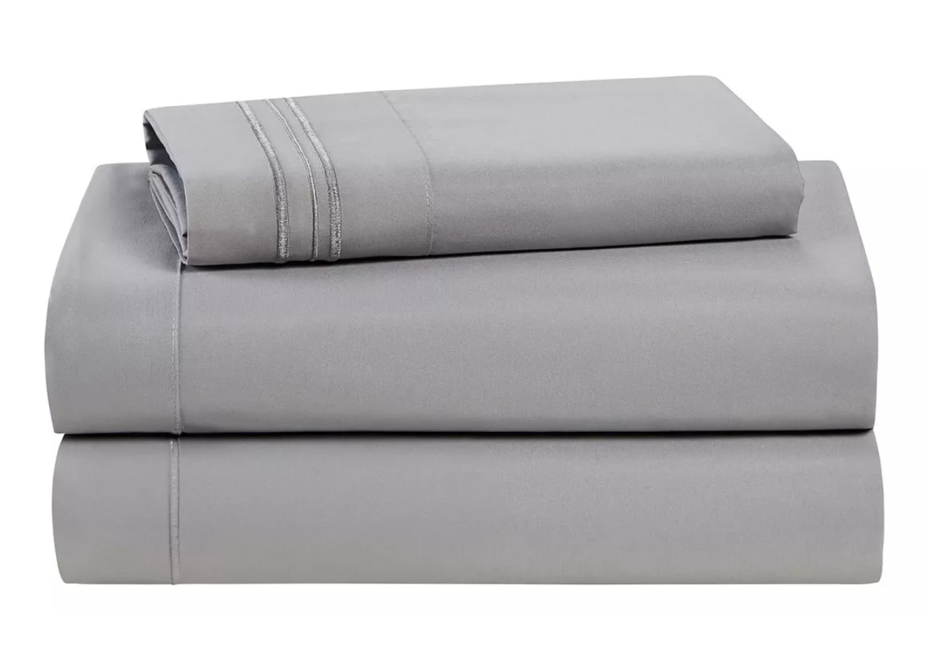 SÁBANAS RIQUI HOTEL 1.5 PLAZAS MICROFIBRA GRIS BORDADA 1800 ULTRA SUAVE + FUNDA VARIAS MEDIDAS - 1
