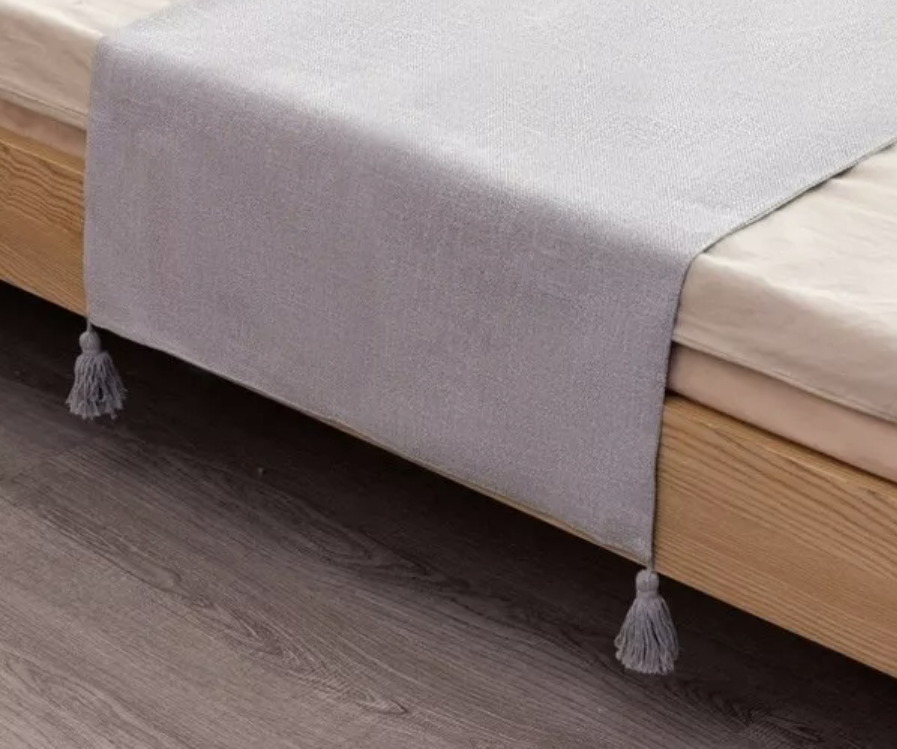 PIECERA RIQUI POMPONES 2 PLAZAS KING 210 X 70 CM LINO GRIS - 2