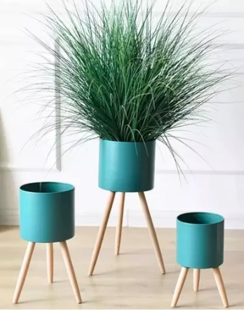 SET RIQUI 3 FLOREROS DECORATIVOS METÁLICOS PEDESTAL MACETEROS METAL - 1