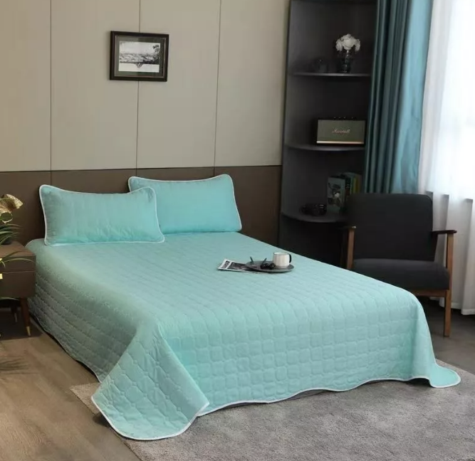 CUBRECAMA QUILT COBERTOR KING CELESTE Y BLANCO - 3