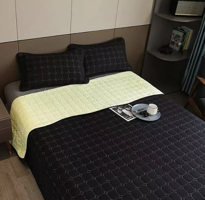CUBRECAMA QUILT COBERTOR KING. BLANCO Y NEGRO - 1