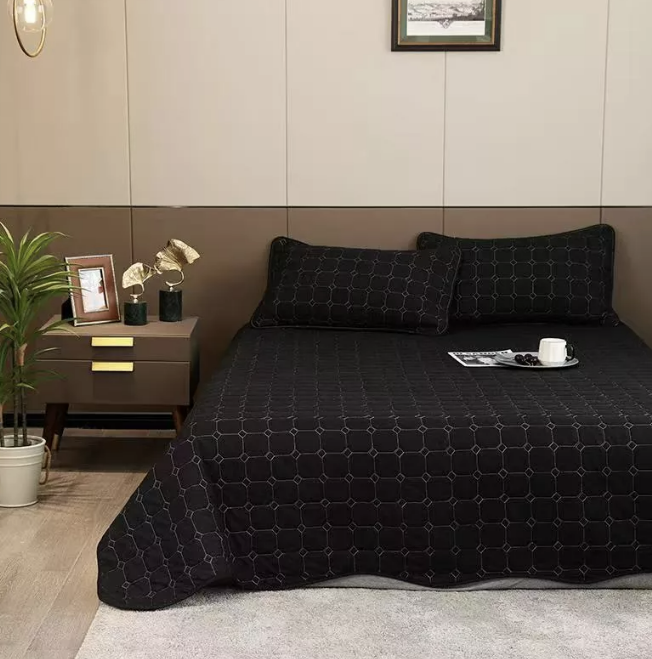 CUBRECAMA QUILT COBERTOR KING. BLANCO Y NEGRO - 2