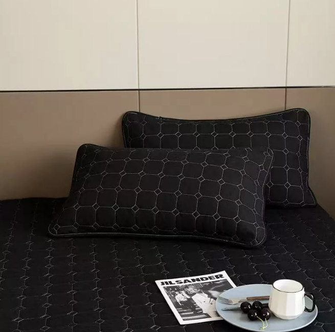 CUBRECAMA QUILT COBERTOR KING. BLANCO Y NEGRO - 3