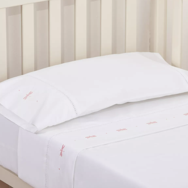 SÁBANA CUNA BORDADA LIBÉLULAS ROSADO 220 HILOS NINA HERRERA - 1