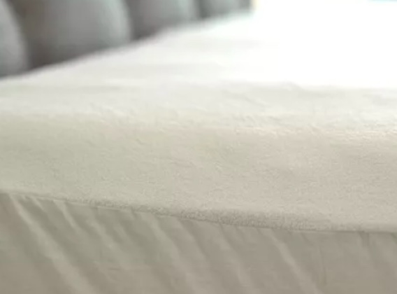 CUBRE COLCHÓN IMPERMEABLE 1/2 PLAZAS - 4
