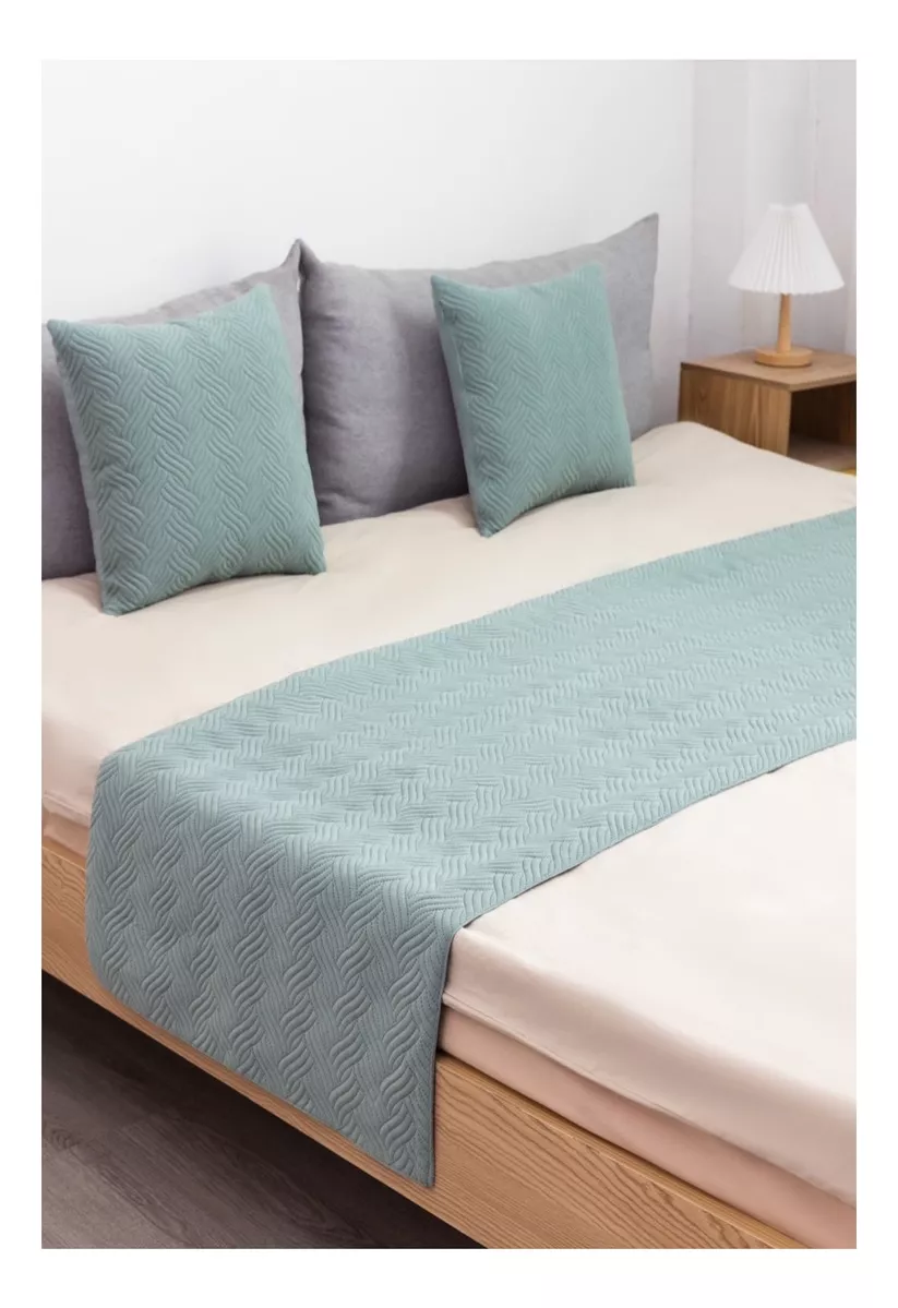 PIECERA DE CAMA PLUSH TRENZAS KING - 3