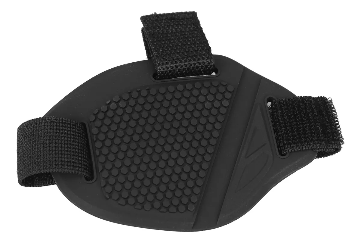 PROTECTOR CUBRE CALZADO MOTO - 2