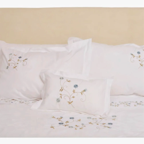 CUBREPLUMON BORDADO  NINA HERRERA SUPER KING - 3