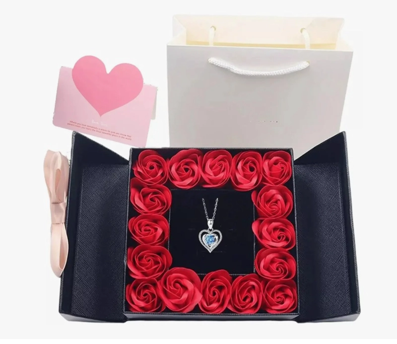 CAJA CON COLLAR FLOR ETERNA - 1