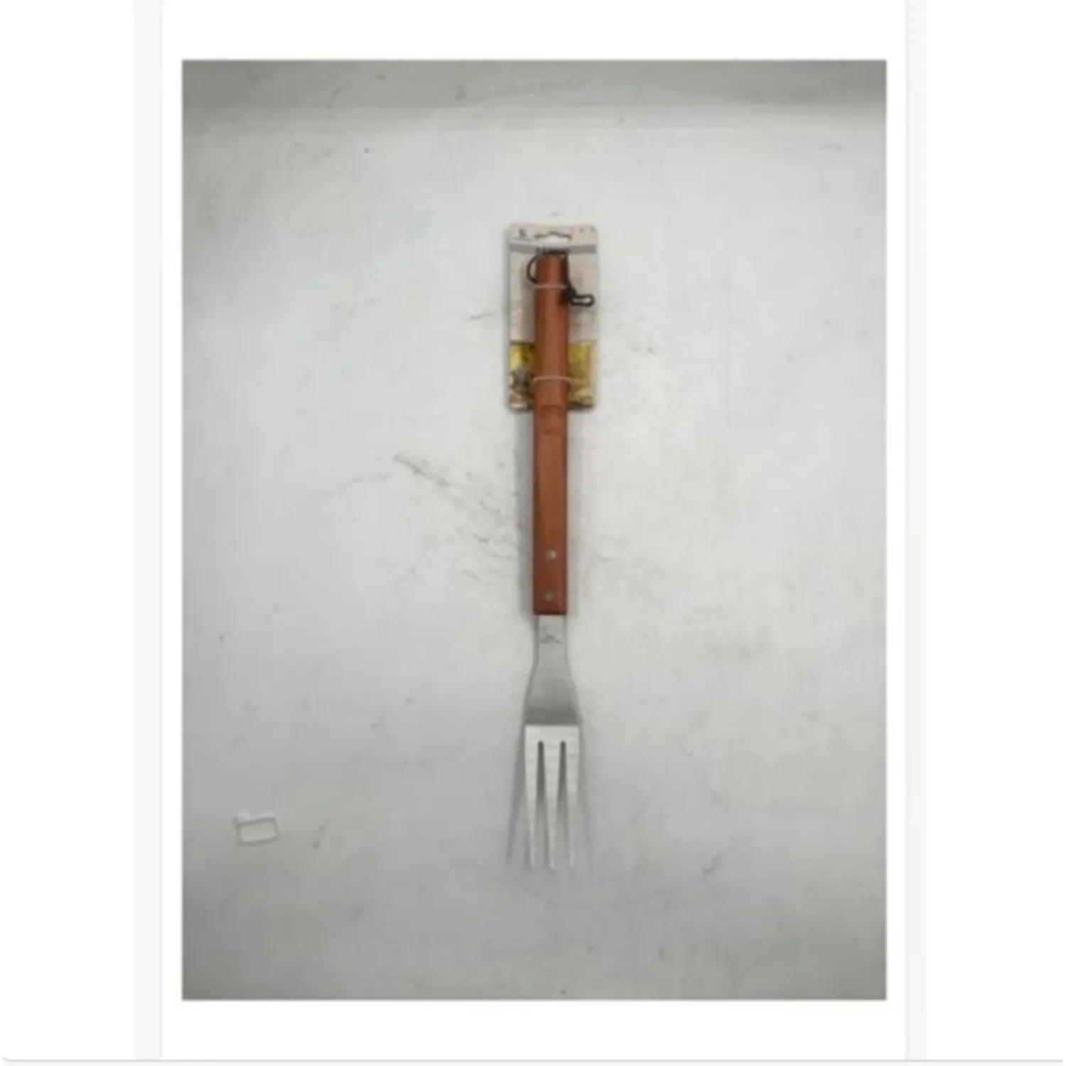 TENEDOR DE BBQ ACERO INOXIDABLE MANGO MADERA - 1
