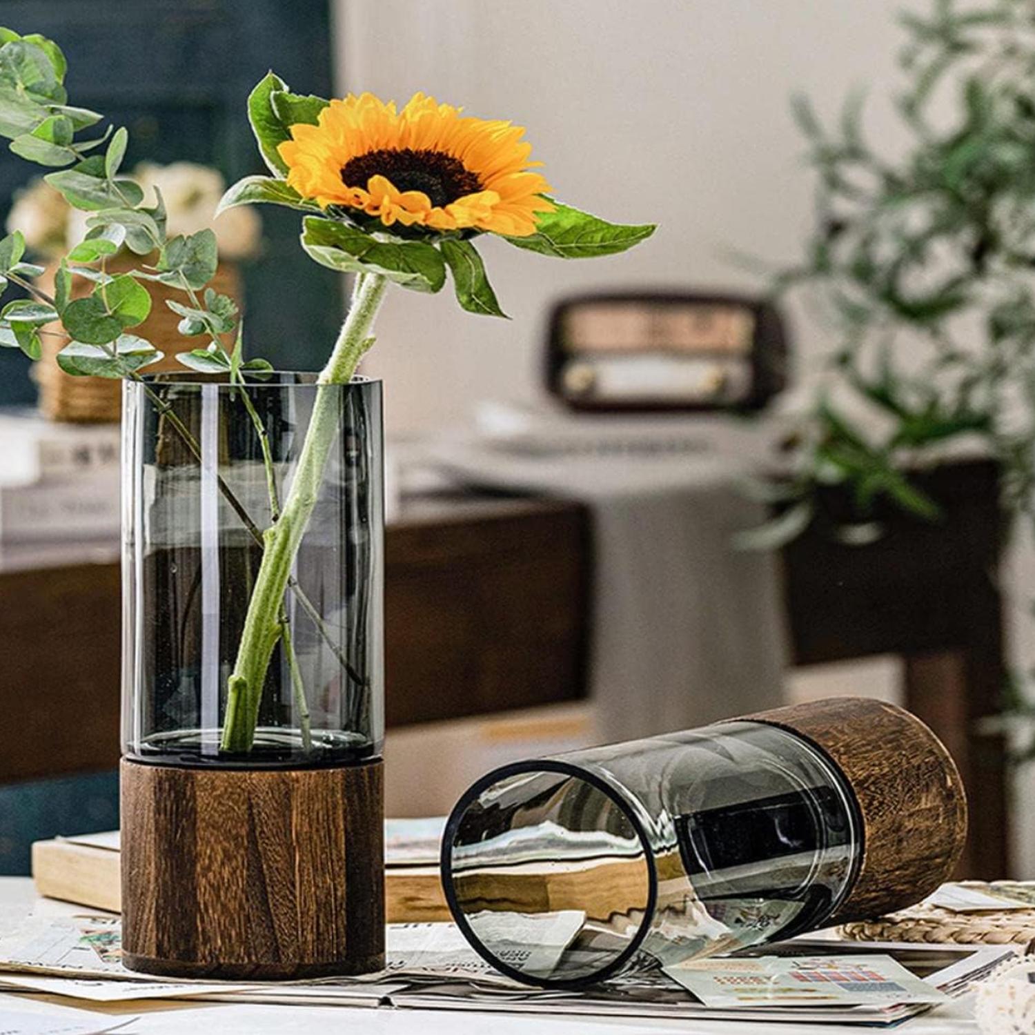FLORERO DECORATIVO DE VIDRIO LISO TONOS GRIS CON BASE MADERA - 5
