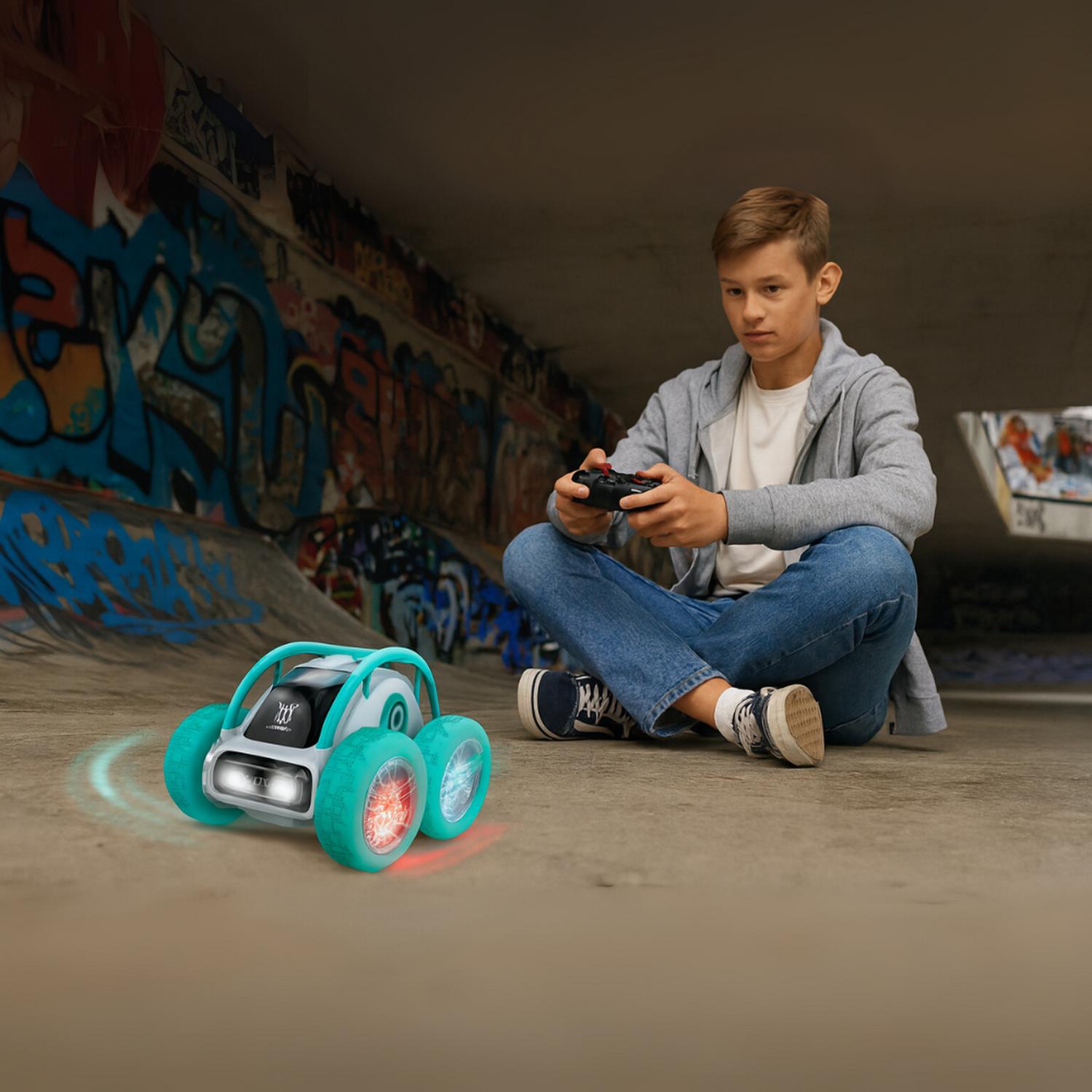 AUTO A CONTROL REMOTO ACROBATICO 360 GRADOS DE ROTACION - 2