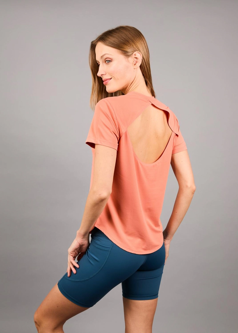 POLERA TRANSPIRABLE MANGA CORTA CERES CORAL - 1