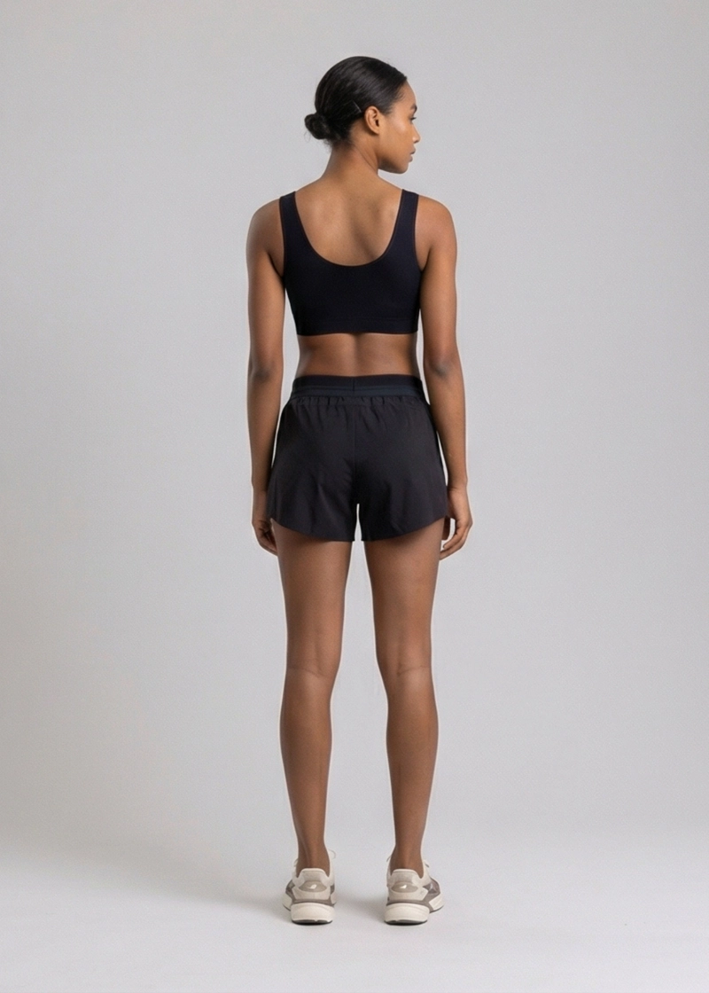 SHORT DE RUNNING SALUS BLACK CON CALZON INTERNO INCORPORADO - 7