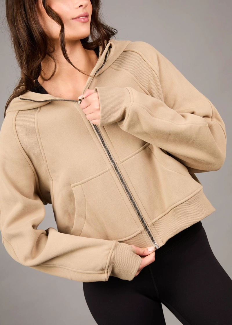 POLERON KISHAR KHAKI CON CAPUCHA - 5