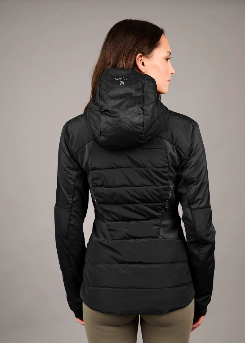 PARKA DEPORTIVA NIKKAL BLACK CON CAPUCHA Y PANELES ACOLCHADOS - 5