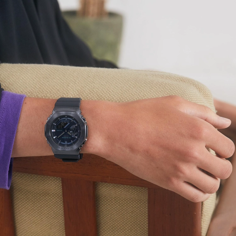 RELOJ G-SHOCK HOMBRE GM-2100N-2ADR - 5