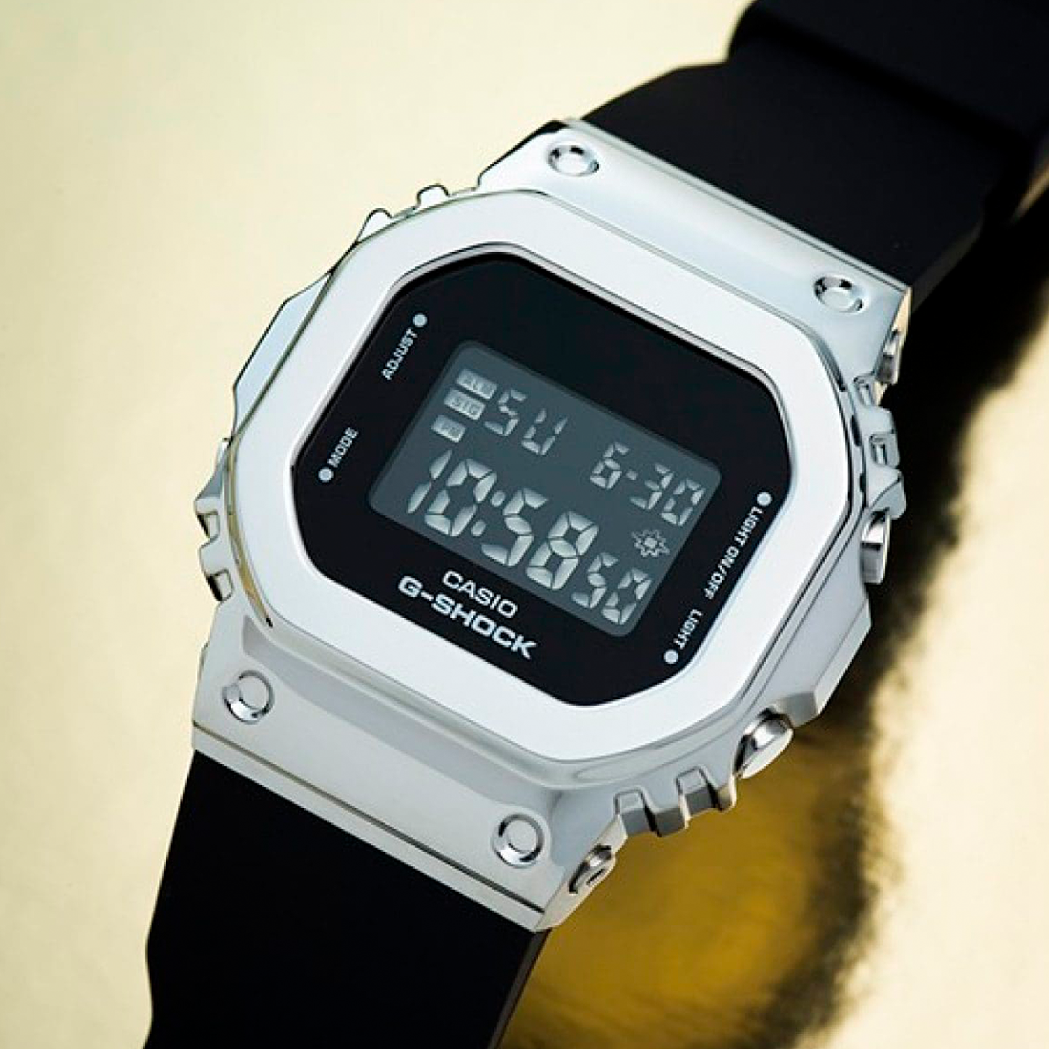 RELOJ G-SHOCK MUJER GM-S5600-1DR - 2
