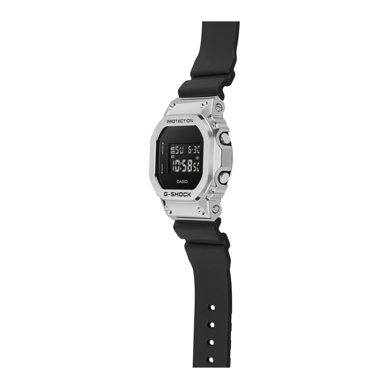 RELOJ HOMBRE G-SHOCK PLATEADO GM-5600U-1DR - 3