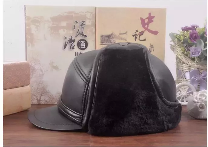 GORRO CUERO LUXHER NEGRO RUSO GENUINO PIEL OVEJA LASPEZIA MOD. VALS - 4