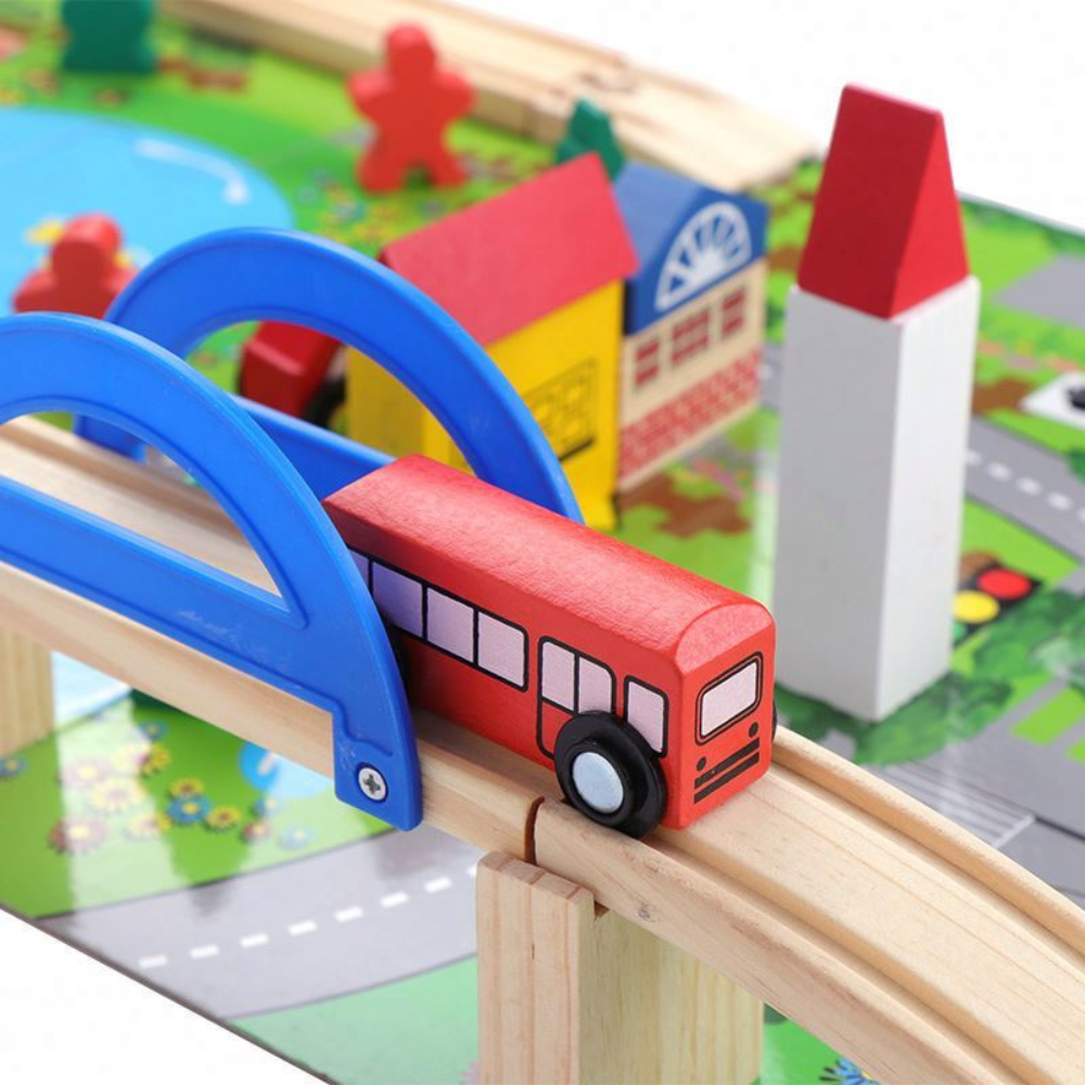PISTA MINI CIUDAD CON TREN DE MADERA Y ALFOMBRA DE JUEGO - 5