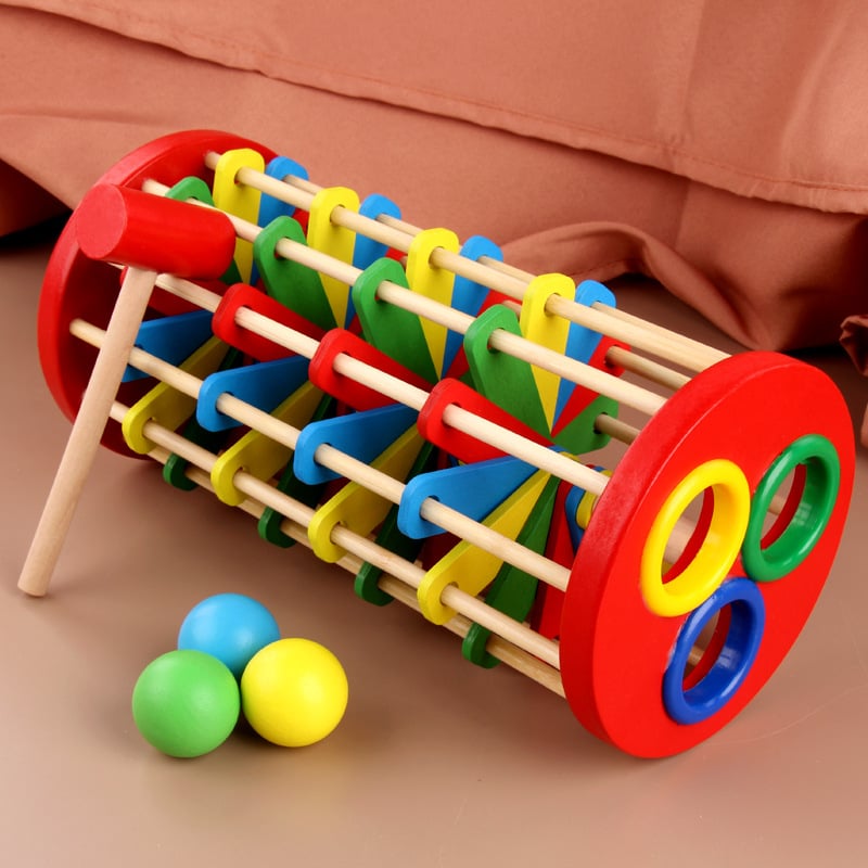 JUEGO DE PELOTAS CON MARTILLO Y ESCALERA MONTESSORI - 2