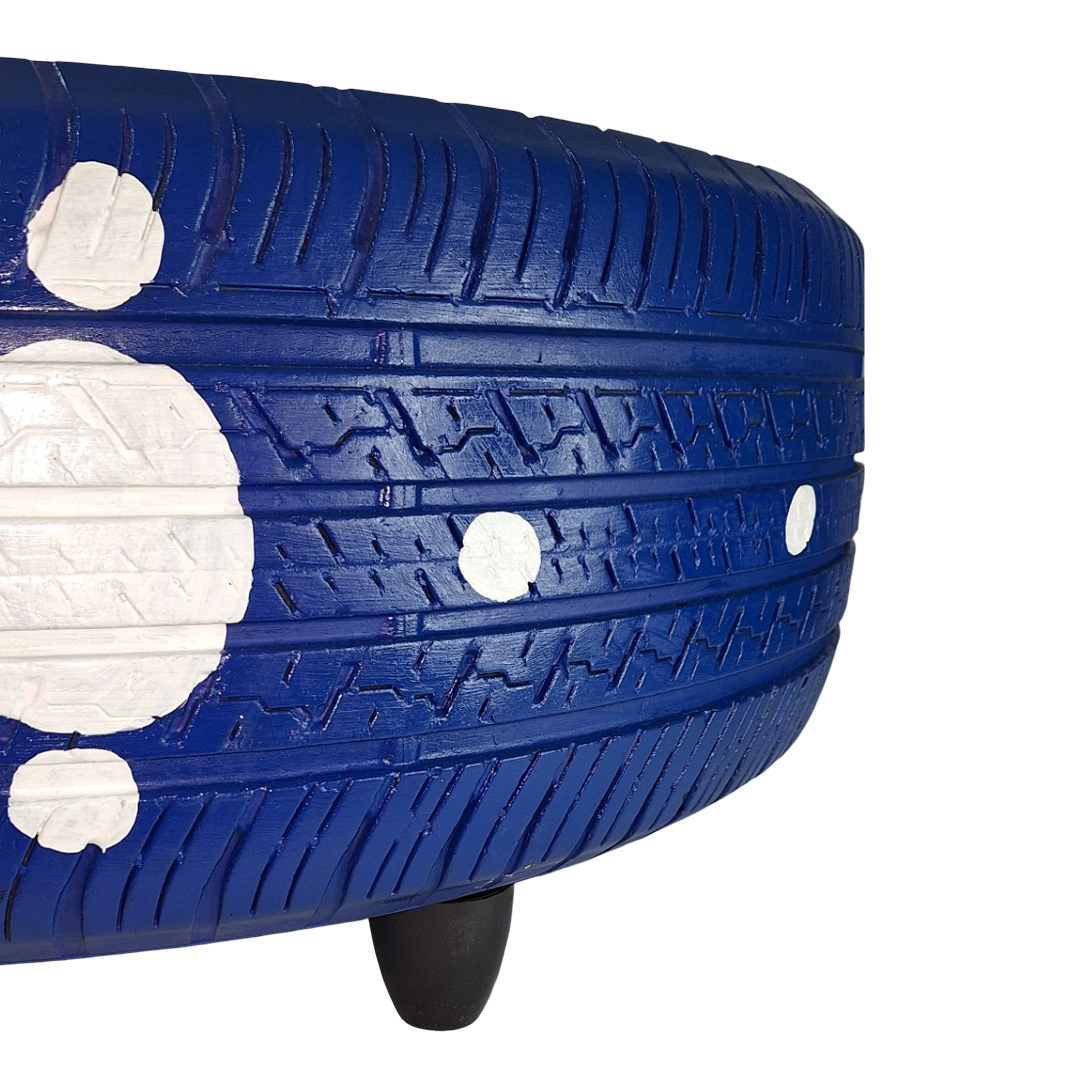 CAMA PERRO PEQUEÑA POUFGAMA DE NEUMÁTICO REUTILIZADO - 4