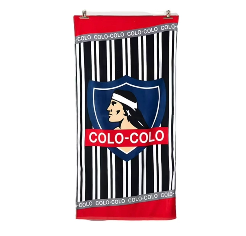TOALLA DE PLAYA COLO COLO FUTBOL MULTIUSOS M3 - 1