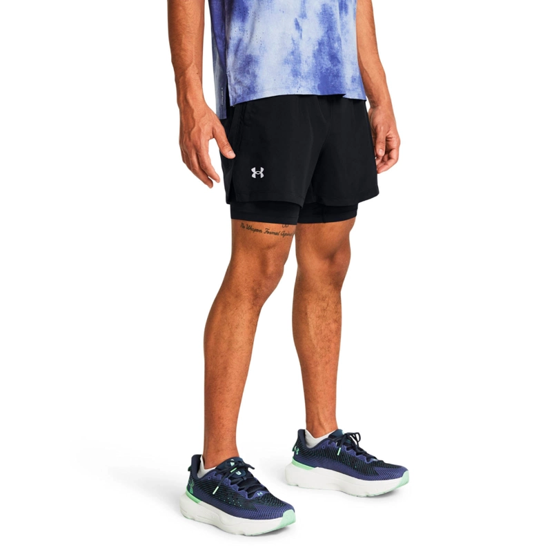 SHORT UNDER ARMOUR LAUNCH 2 EN 1 HOMBRE 1382640-001 - 1