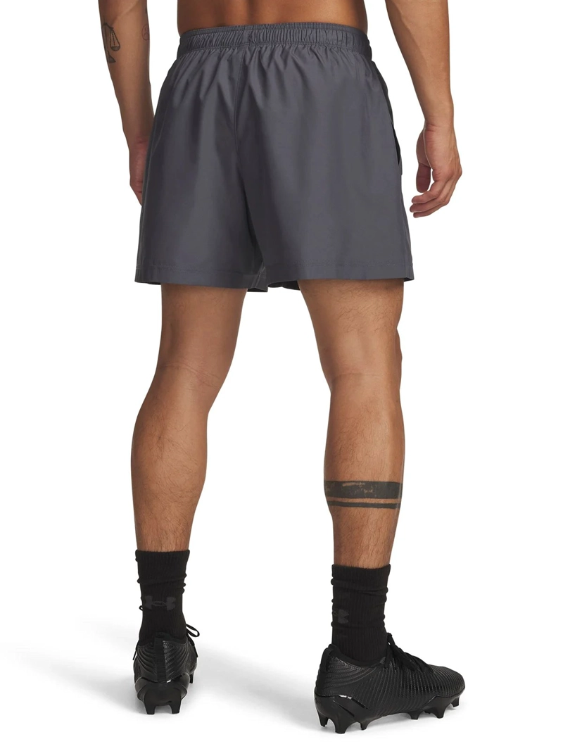 SHORT UNDER ARMOUR WOVEN TECH 5 NEGRO HOMBRE | 6009712-025 - 2
