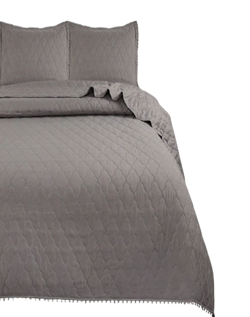 CUBRECAMAS QUILT DE VERANO PLAZA Y MEDIA CON POMPONES B5 - 2
