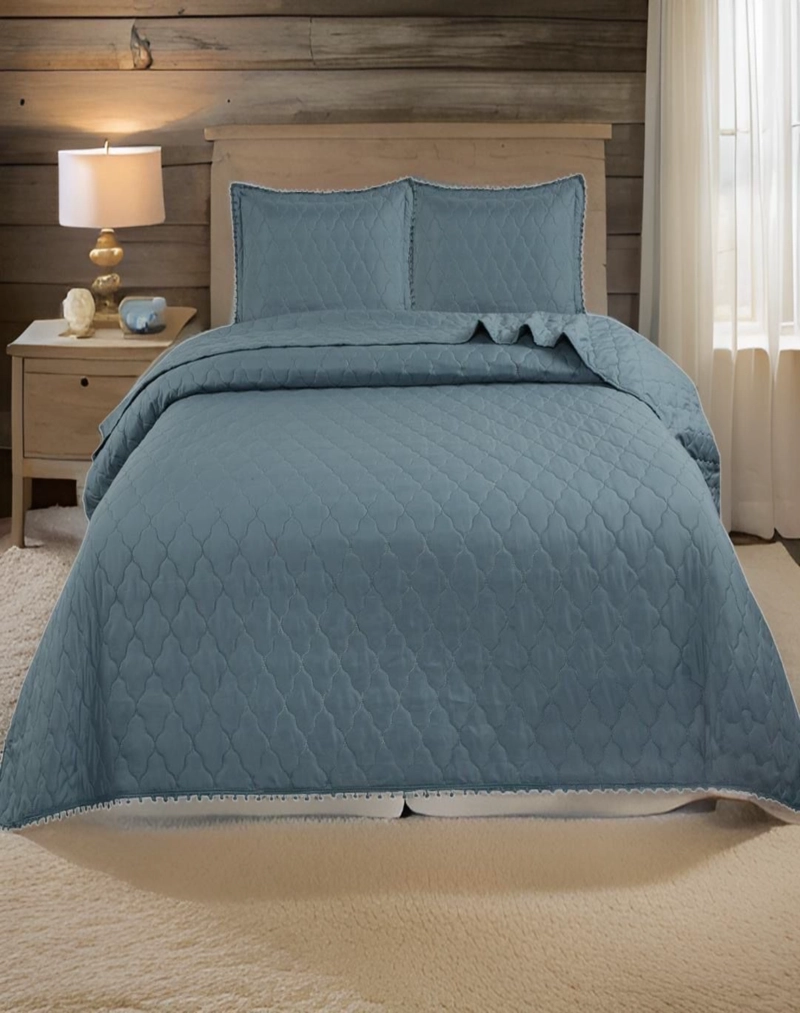 CUBRECAMAS QUILT DE VERANO PLAZA Y MEDIA CON POMPONES B1 - 3