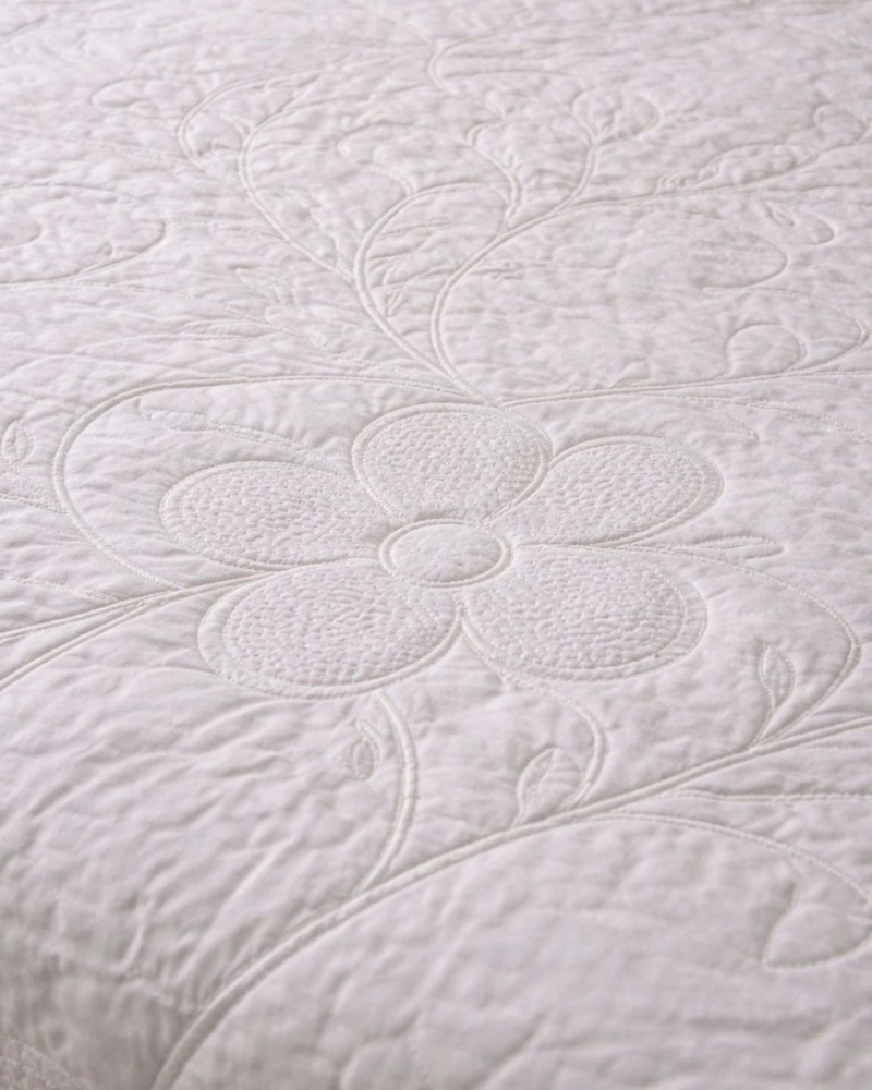 QUILT BORDADO FLORAL 2 PLAZAS COLECCION BOTANICA - 4