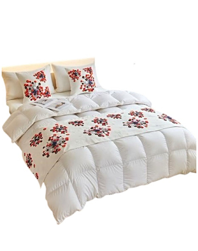 JUEGO DE PIECERA DE CAMA CON 2 FUNDAS MODELO BORDADO1 MAS COJIN - 1