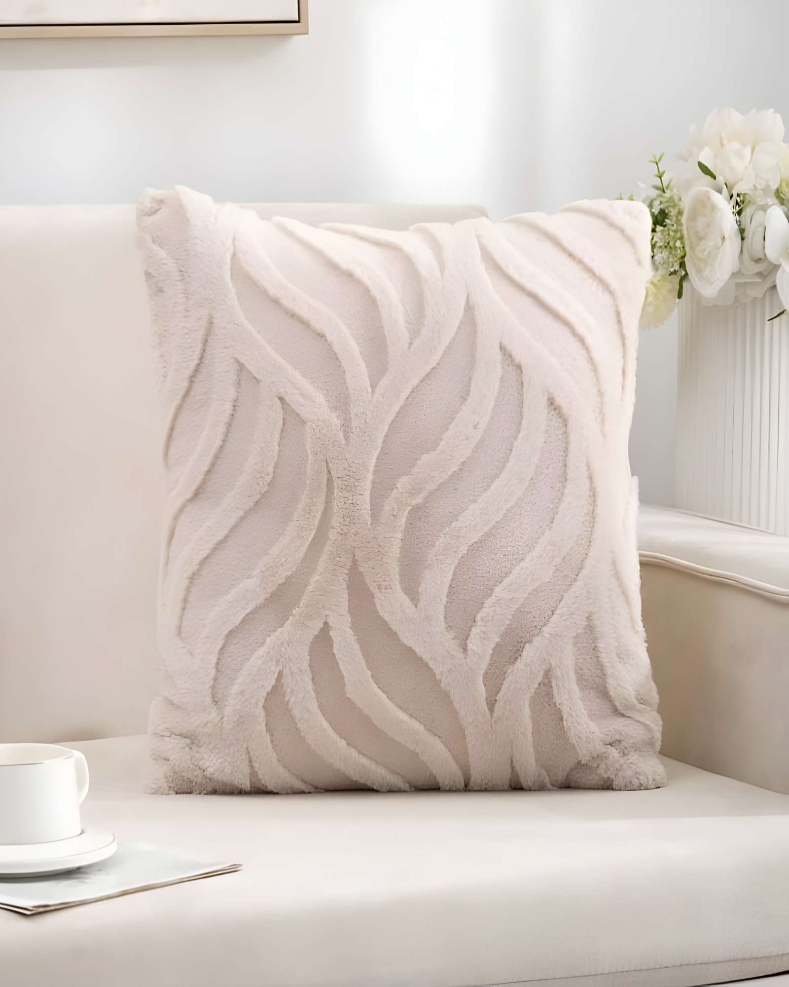 JUEGO DE 4 FUNDAS PELUDAS HOJA 45X45 BEIGE - 4