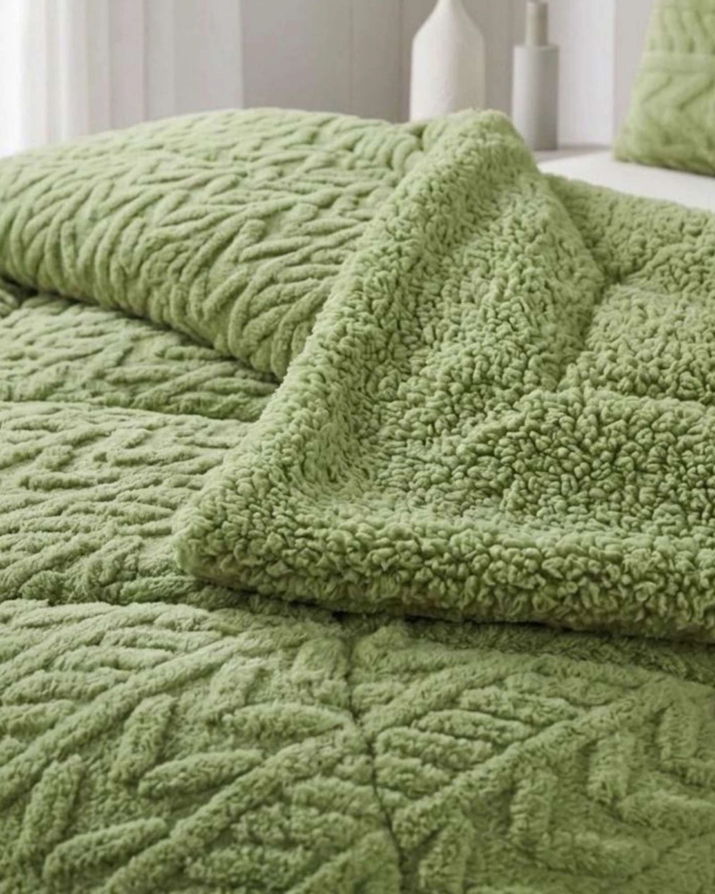 COBERTOR ELEGANTE DE INVIERNO CON CHIPORRO 2 PLZ 02 - 2